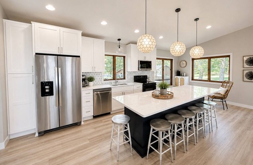Detroit Lakes House | Luxe on Long Lake-Barrel Sauna, Kayaks, Sandy Swimming & Fire Pit
