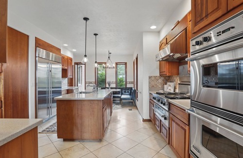 Colonial Pine Hills House | Luxe Villa with Panoramic Views and Yard