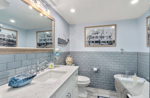 West Hyannisport Cottage | Luxurious Cottage - walk to the beach! Brand new listing!
