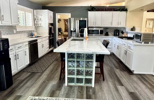 Canyon Gate House | Luxurious Vegas Retreat: 4BR Paradise with Pool & Game Room for Large Groups