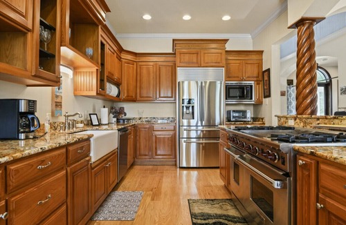 Gulf Park Estates House | Luxurious Waterfront Villa on Simmons Bayou! 3/2 Sleeps 8!