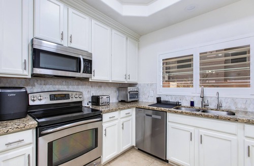 North Scottsdale Condo | Luxury 2-bedroom condo in Scottsdale!