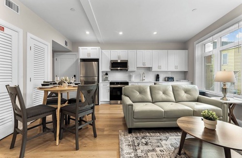 Prospect Hill Apartment | Luxury 2bd/2ba near Cabmridge y3ab