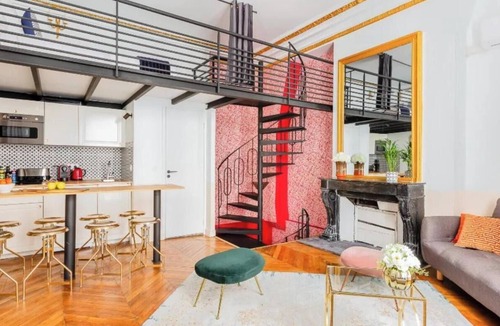 Quartier du Mail Apartment | Luxury 3BR Apartment Near Louvre & Opera, Paris Center