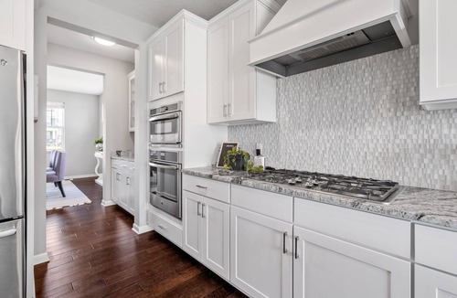 Eagan House | Luxury 4-bedroom Viking Hideout in Private Eagan Neighborhood with Gym & Pool