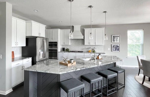 Eagan House | Luxury 4-bedroom Viking Hideout in Private Eagan Neighborhood with Gym & Pool