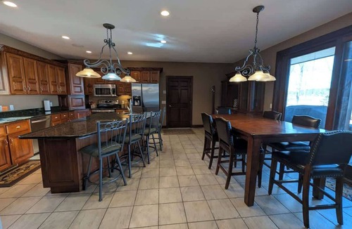 Park Rapids House | Luxury 5BR 4.5BA Long Lake, Waterfront Home