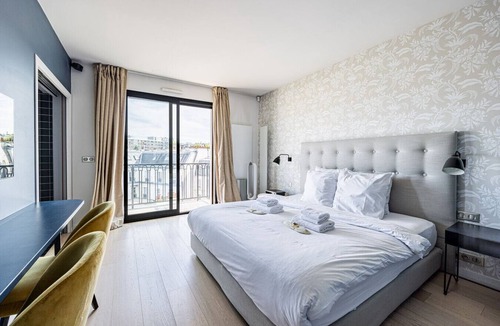 Porte-Dauphine Apartment | Luxury#Amazing view: EiffelTower&Triumph Arc