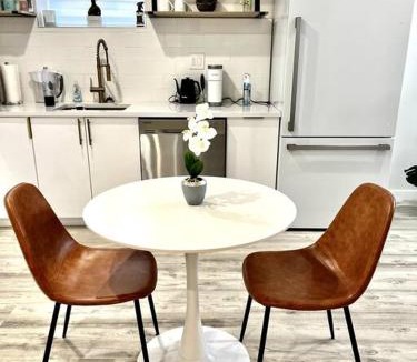 Wanskuck Apartment | Luxury and cozy 1 Bed Condo in the heart of Providence