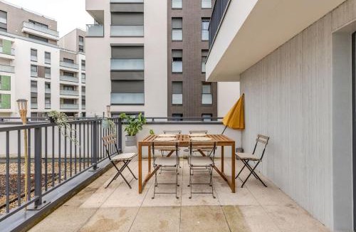 Bois-Colombes Apartment | Luxury apartment near Paris