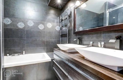Porte-Dauphine Apartment | Luxury Apartment Terrace Trocadero Eiffel Tower Air-conditioned