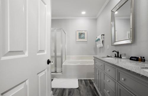 Gulfport Apartment | Luxury Condo in Gulfport