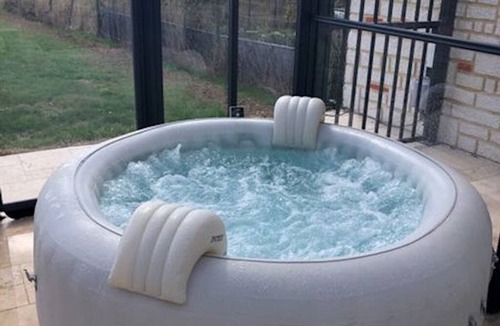Leglantiers House | Luxury loft with heated indoor pool, Jacuzzi and sauna