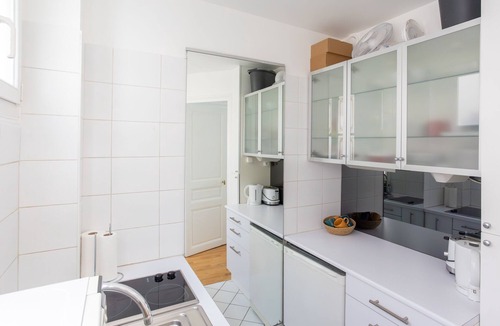 Ternes Apartment | Luxury next to the Champs Elysées near Charles de Gaulle Etoile metro station