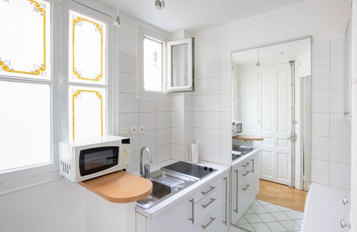 Ternes Apartment | Luxury next to the Champs Elysées near Charles de Gaulle Etoile metro station