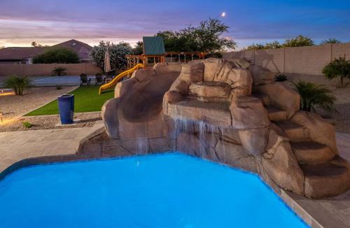 Scottsdale Foothills Villa | Luxury Oasis Slide Pool Pickleball Game Room