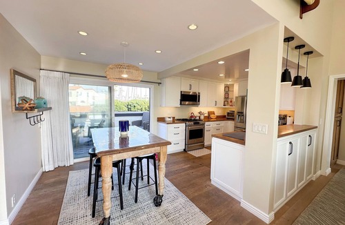 Oxnard Shores Condo | Luxury Ocean View 3-bedroom condo in Oxnard
