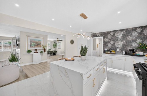 Redlands Villa | Luxury Redlands Escape/Pool, Putting Green, Arcade