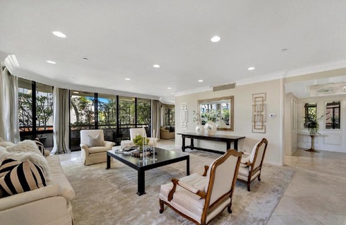 Beverly Hills Apartment | Luxury Two Bedroom Residence with Expansive Terrac