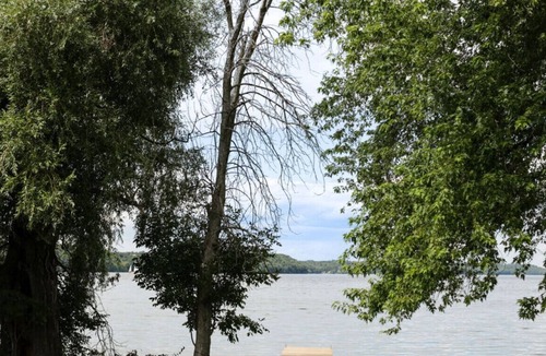 Adolphustown House | Luxury Waterfront Cottage!