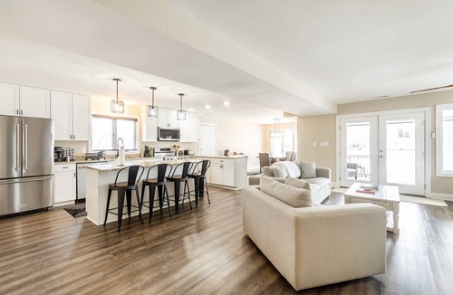Oyster Harbor House | Luxury Waterfront Home w Private Pier in Annapolis & Dog-Friendly