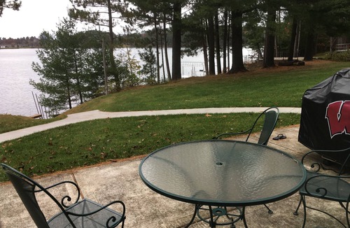 Minocqua House | Luxury Waterfront Lake Minocqua 2 Story Rustic Townhome 3bd garage
