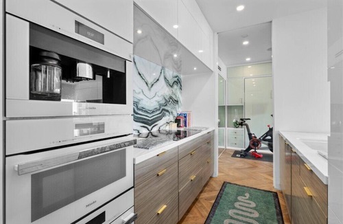 Hollywood Apartment | Luxury West Hollywood 2-Bed Apt as seen in Netflix 'Selling Sunset' show.
