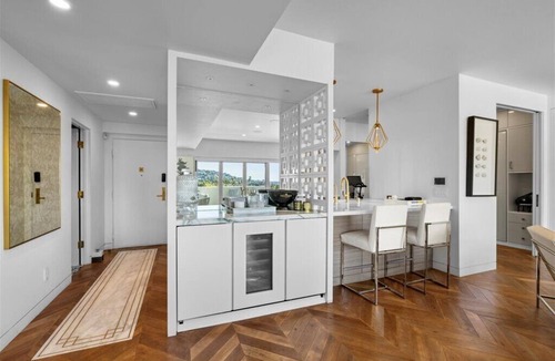 Hollywood Apartment | Luxury West Hollywood 2-Bed Apt as seen in Netflix 'Selling Sunset' show.