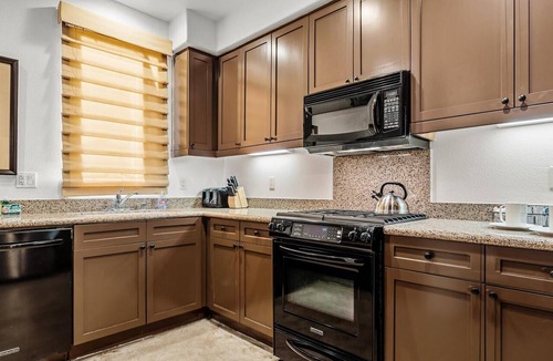 La Quinta Apartment | LV203 Downstairs Villa by Main Pools