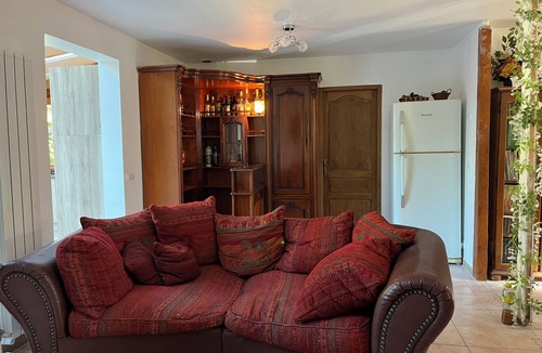 Compans House | Ma chaumière Une belle maison qui respire le bonheur faites pour vous et nous !