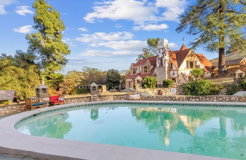 Newhall Apartment | Mack - The Magic Castle Studio in Santa Clarita.Near Lax/Universal/SixFlags
