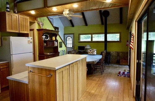 La Pointe House | MadPad - Unique Family Home on Golf Course
