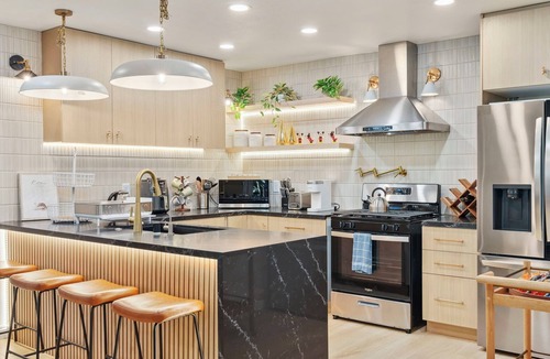 Sherwood Forest and Thistle Development House | Magical Villa - 10 BEDS - Disneyland & SoCal Gems- Luxury Stays