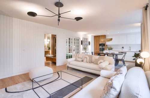Saint-Lambert Apartment | Magnificent - 3 bedrooms - near Tour Eiffel