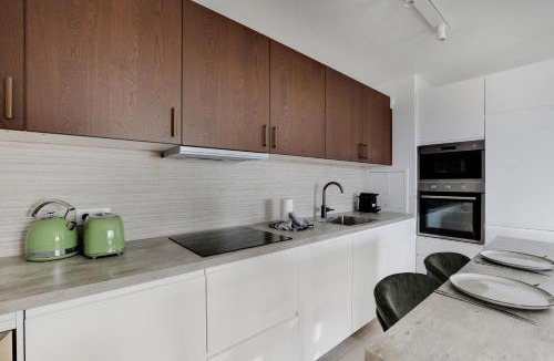 Clichy Apartment | Magnificent apartment- 3BR 8P-Proche de la Seine