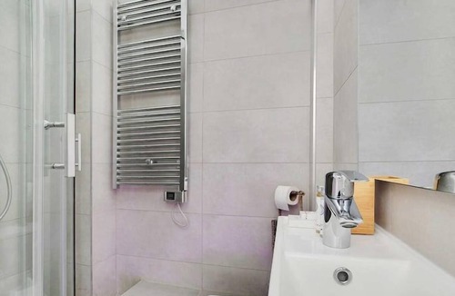 Pigalle Apartment | Magnificent Flat - 2BR/6P - Champs ElysÃ©es