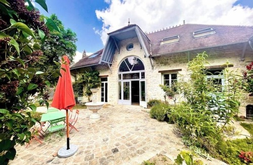 Nointel House | Magnificent house in the Nointel estate