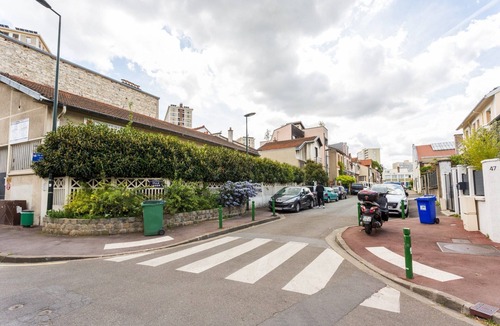 Malakoff Apartment | Magnificent Studio - 2P - Next to Paris