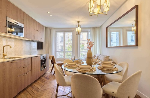 Saint-Vincent-de-Paul Apartment | Magnificient apartment with AC - Center of Paris