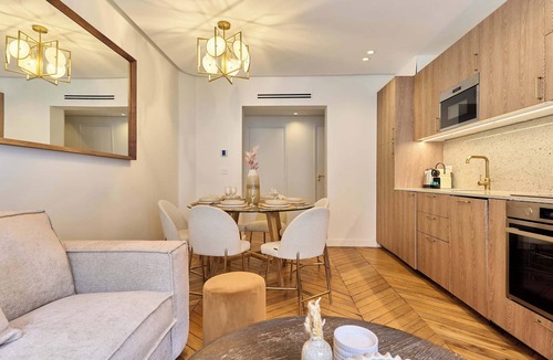 Saint-Vincent-de-Paul Apartment | Magnificient apartment with AC - Center of Paris