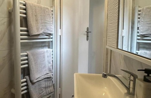 Les Puces de Saint-Ouen Apartment | magnifique appartement cosy proches des puces