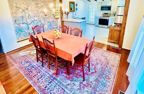 Purcellville House | Main Street USA - Walk to Everything