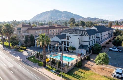 Moreno Valley Hotel | MainStay Suites Moreno Valley Near March Air Reserve Base