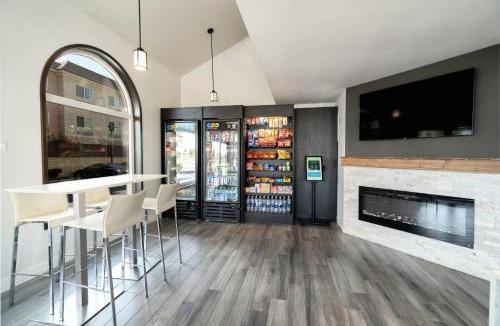 Moreno Valley Hotel | MainStay Suites Moreno Valley Near March Air Reserve Base