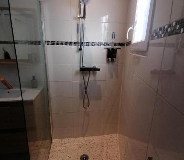 Antony Apartment | Maison Antony, climatisation, parking gratuit