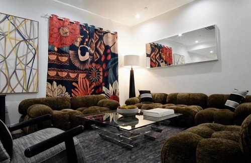 North Hollywood Apartment | Maison Atelier Centrally Located Designer 1bd
