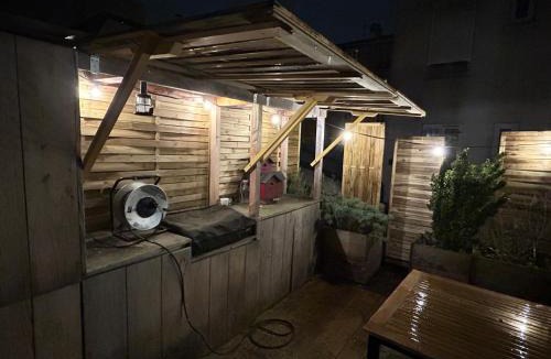 Saint-Ouen Apartment | Maison avec terrasse