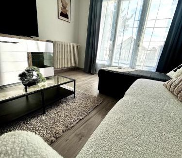 Goussainville House | Maison cosy