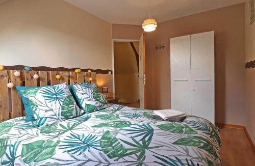 Saint-Germain-de-Martigny House | Maison de campagne paisible - 7 pers. - FR-1-497-161