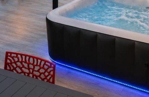 Sarcelles Villa | Maison de charme avec Jacuzzi privé